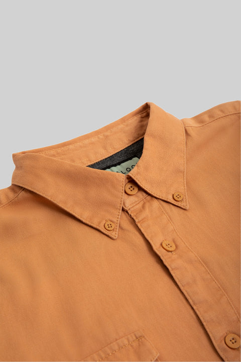 Relaxed Fit Men's Long-Sleeved Shirt With Two Patch pockets in Butterum