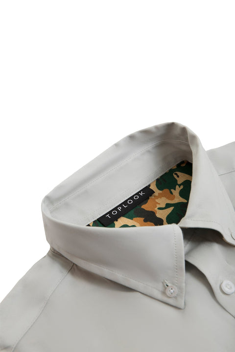 Button Down Long-Sleeved Shirt with Camo Details in Light grey colour - Toplook London