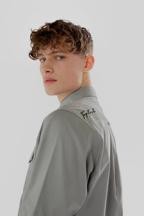 Long-Sleeved Shirt with Two Pockets in wild dove Colour - Toplook London