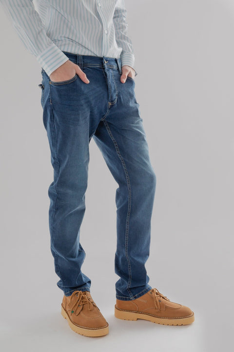 Seahawk Coloured Straight Jeans in mid blue - Toplook London